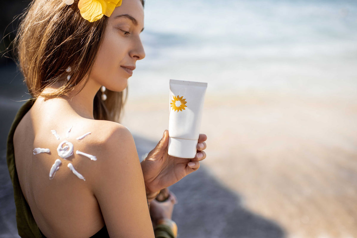 Should I use a Chemical or Physical Sunscreen? Slova Cosmetics
