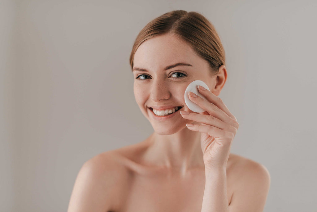 Niacinamide: A Powerful Ingredient You Must Add To Your Skincare Routine