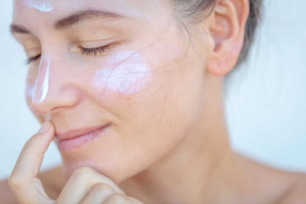 Different Types of Retinoids and How They Benefit Your Skin